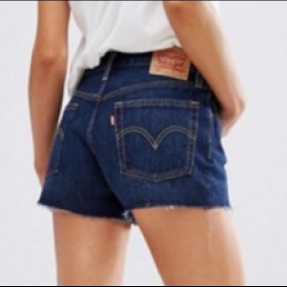 Levi’s 501 jean shorts!!